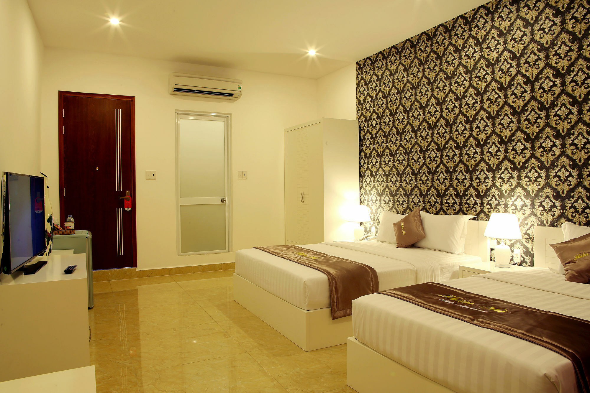 Thien Ha Hotel & Apartment Hô Chi Minh-Ville Extérieur photo